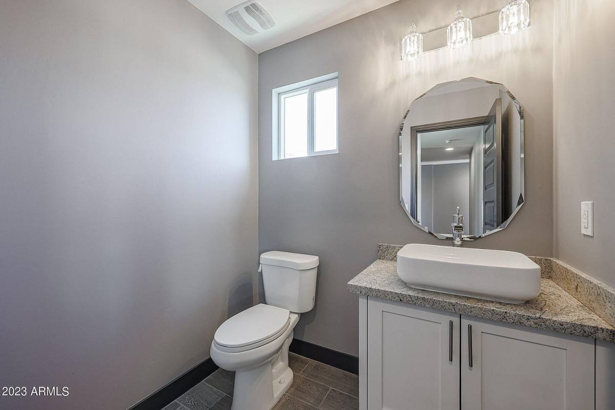 Townhouse for rent at 924 E Old Southern Ave, Phoenix, AZ 85042