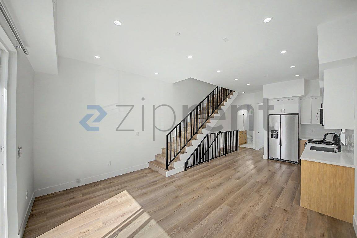 Townhouse for rent at 5230 1 2 Tilden Ave, Van Nuys, CA 91401