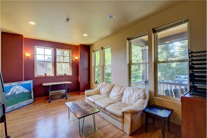 House for rent at 10516 20th Ave NE, Seattle, WA 98125