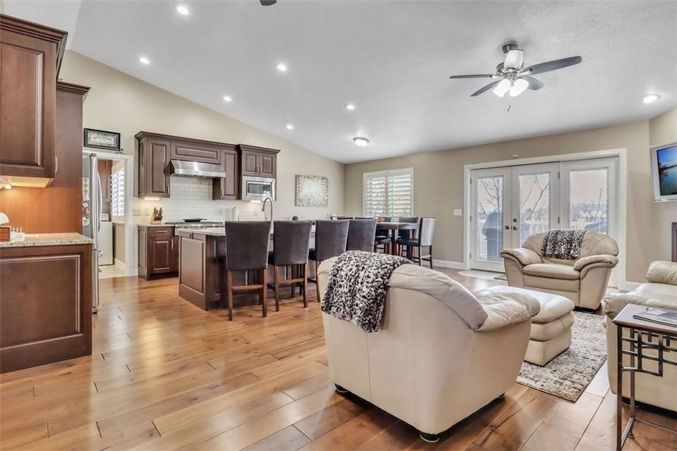 Townhouse for rent at 1965 N 2450 E, Layton, UT 84040