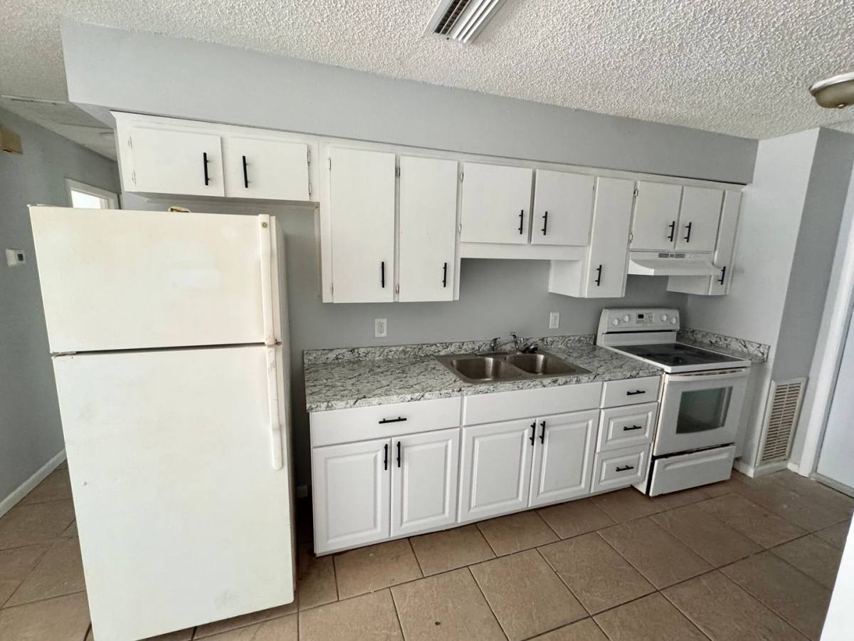 Apartment for rent at 911 N Iowa Ave #2, Lakeland, FL 33801