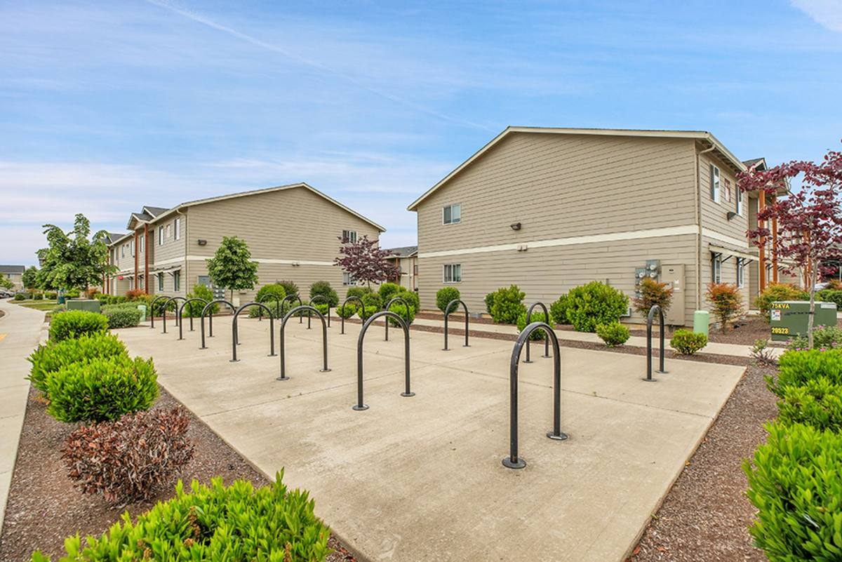 Apartment for rent at 2264 W 10th Ave, Junction City, OR 97448