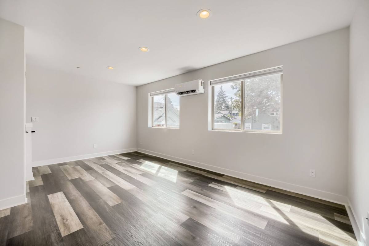 Townhouse for rent at 3310 S C St, Tacoma, WA 98418