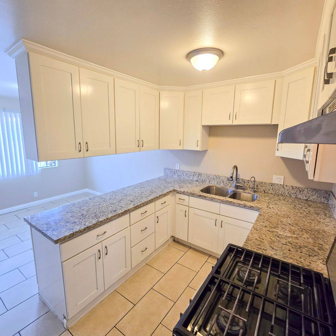 Apartment for rent at 6460 Crecent Ave, Buena Park, CA 90620