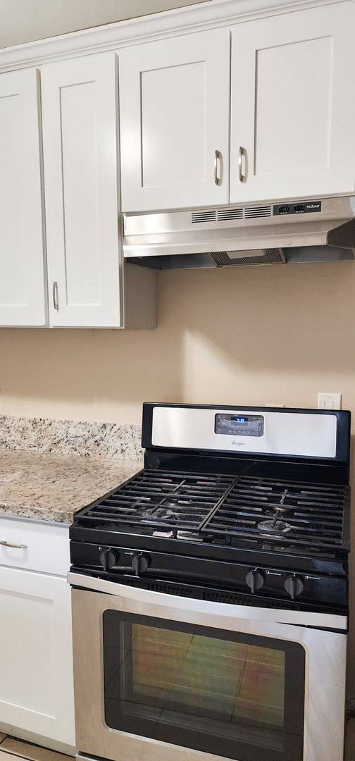 Apartment for rent at 6460 Crecent Ave, Buena Park, CA 90620