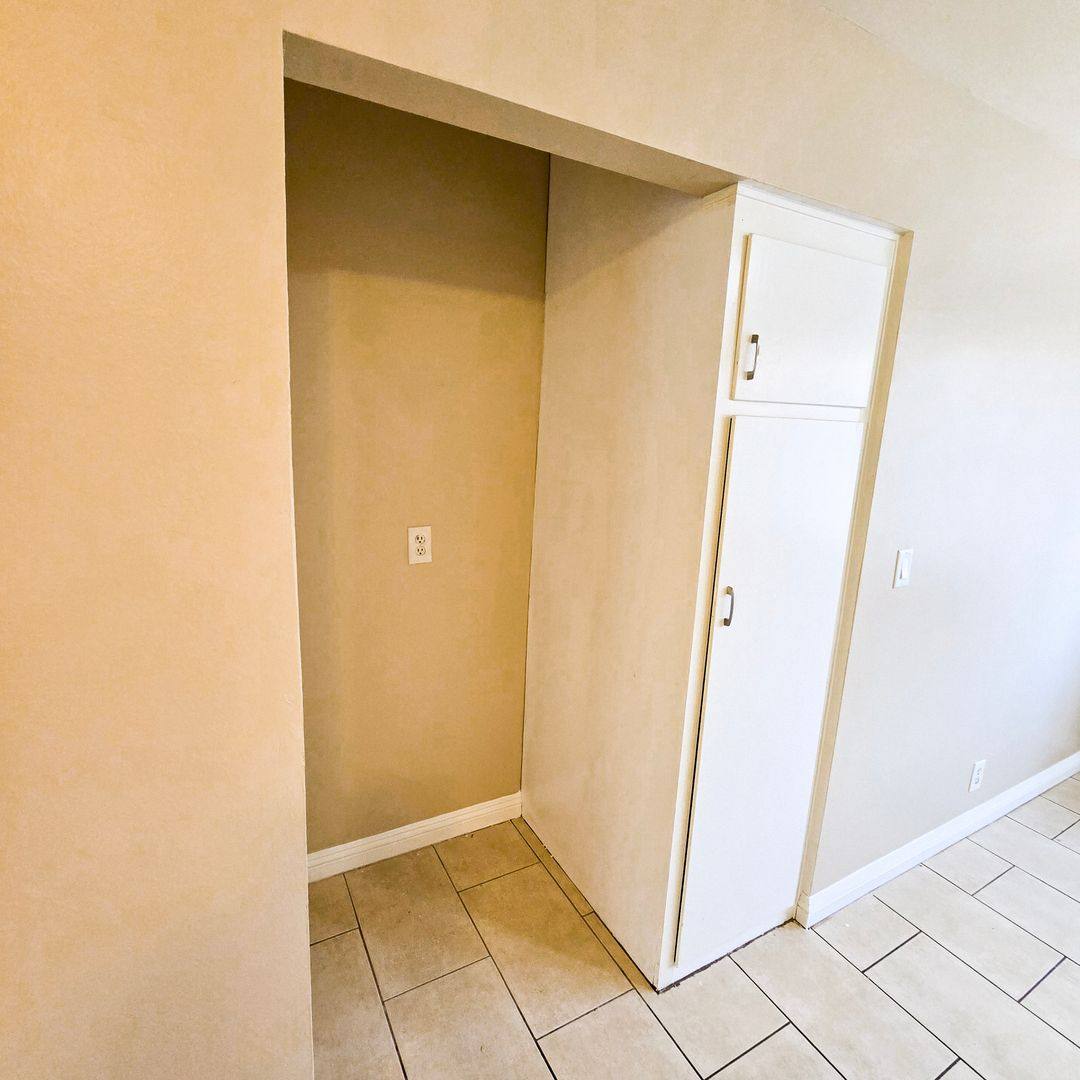 Apartment for rent at 6460 Crecent Ave, Buena Park, CA 90620