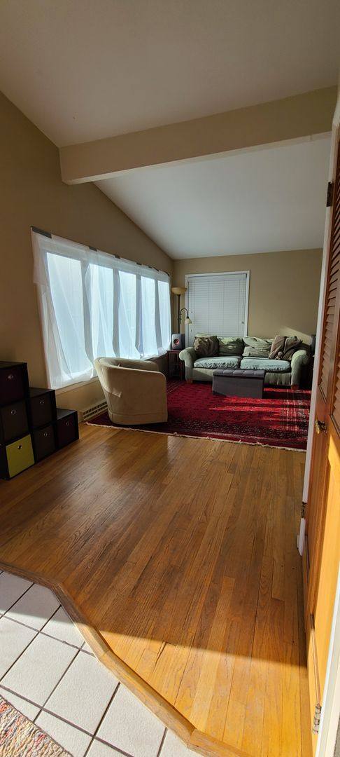 House for rent at 724 Laporte Ave, Wilmette, IL 60091