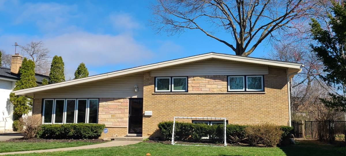 House for rent at 724 Laporte Ave, Wilmette, IL 60091