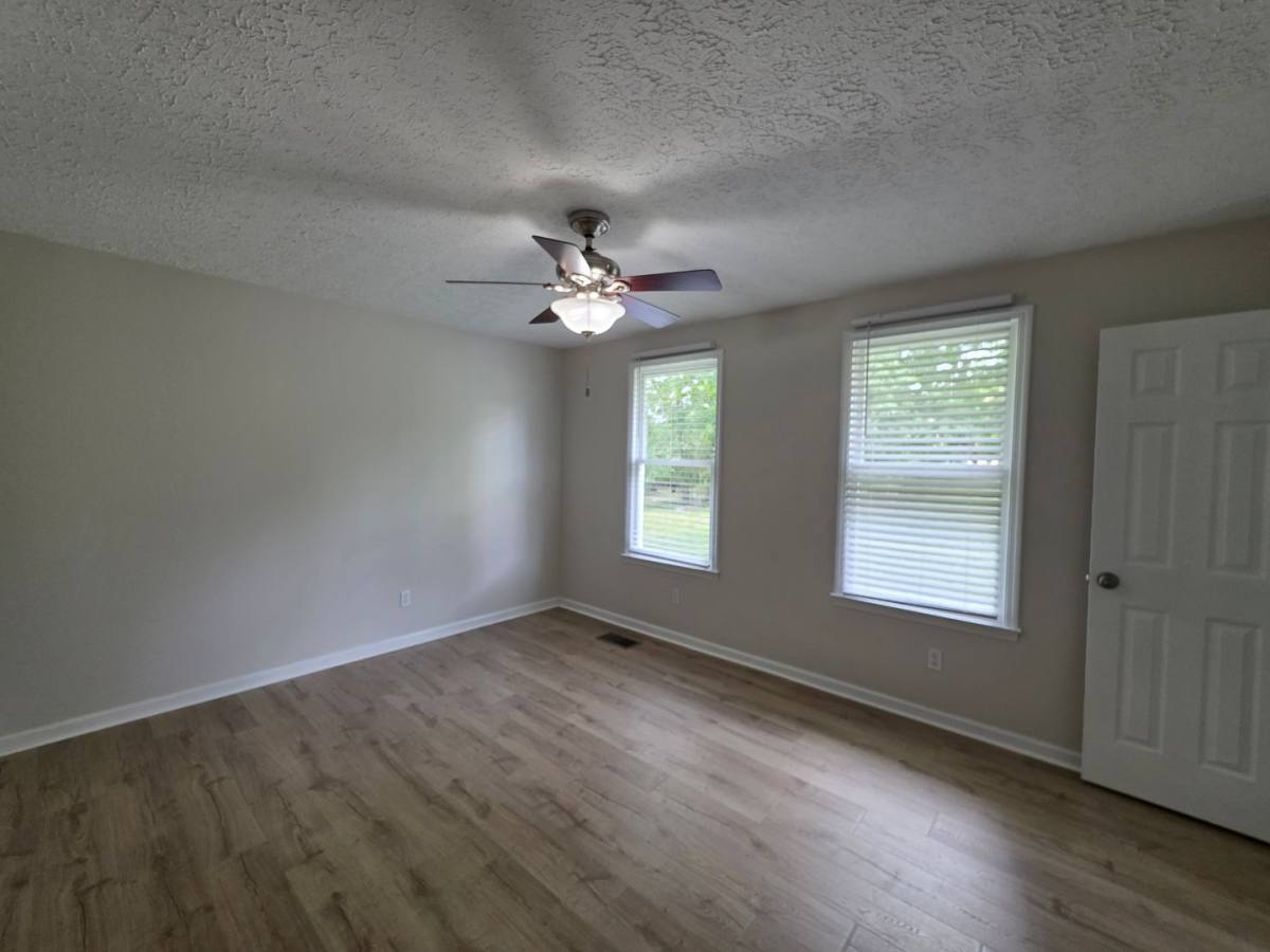 House for rent at 307 Castlewood Dr, Mount Juliet, TN 37122