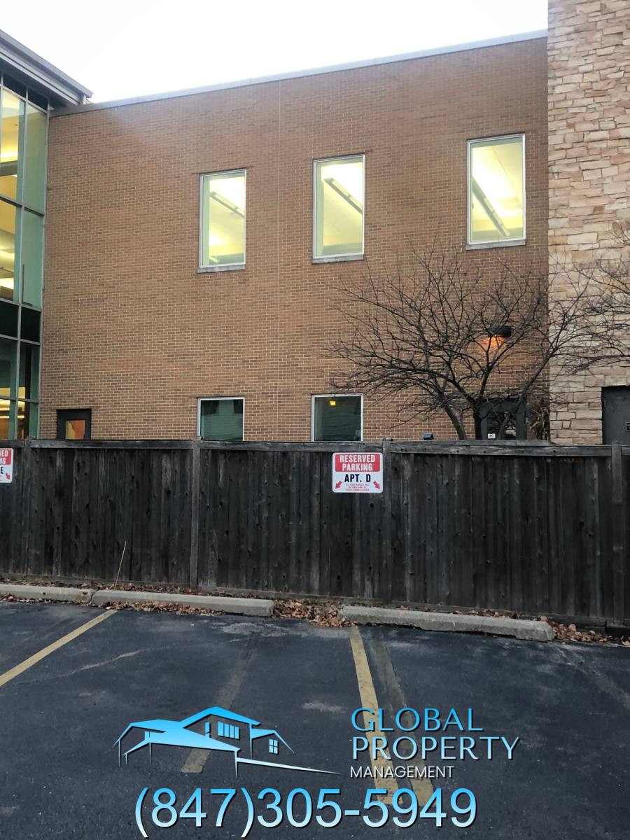 Apartment for rent at 267 E Grand Ave, Fox Lake, IL 60020