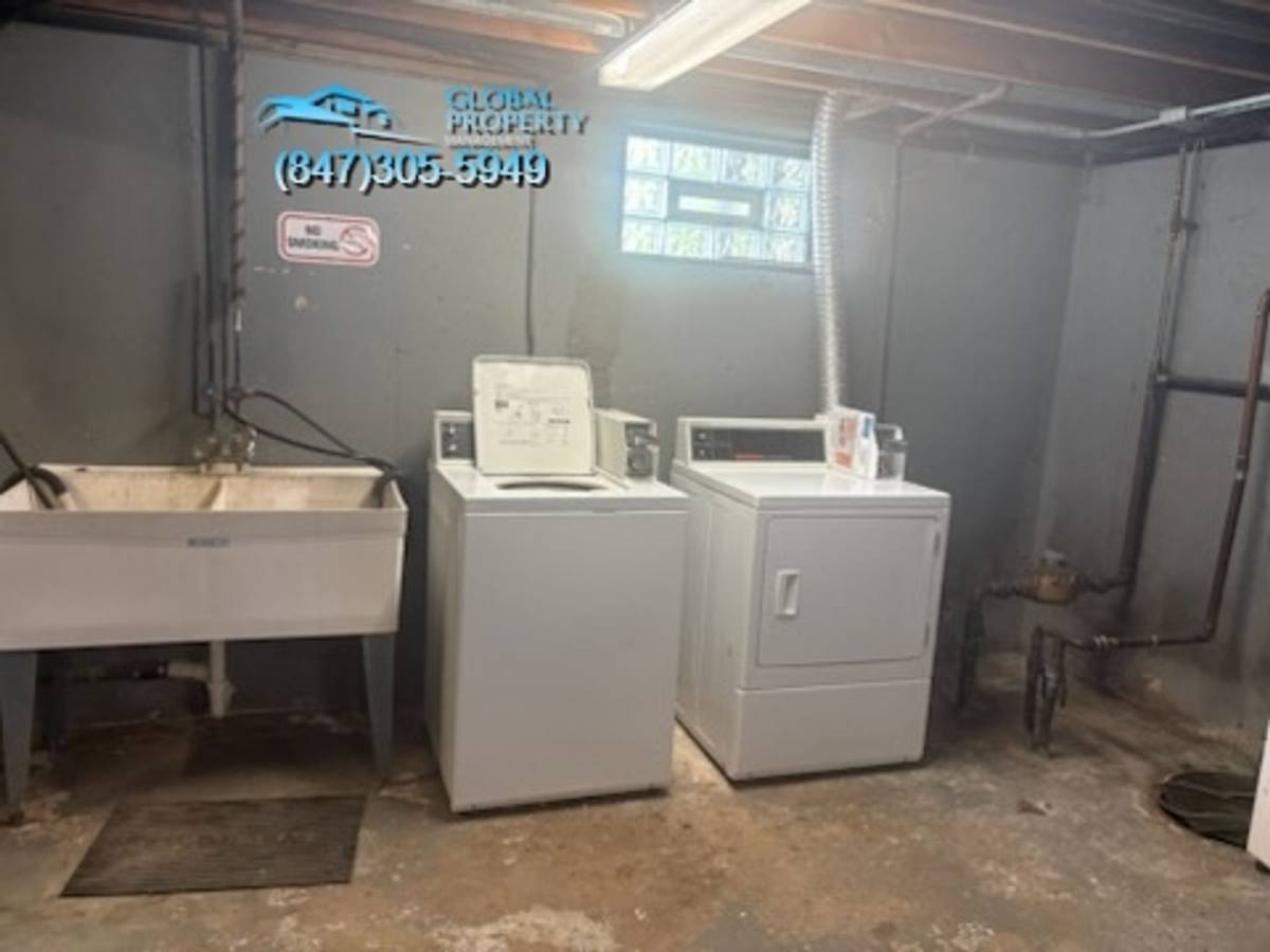 Apartment for rent at 267 E Grand Ave, Fox Lake, IL 60020