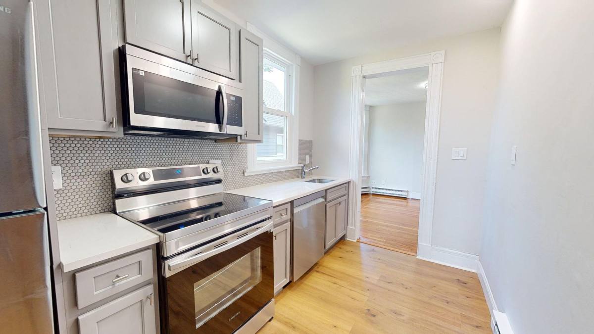 Apartment for rent at 140 Cottage St, New Haven, CT 06510