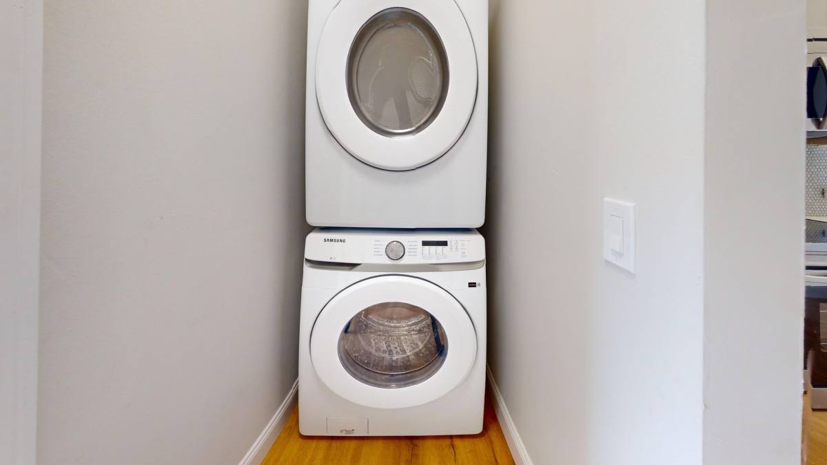 Apartment for rent at 140 Cottage St, New Haven, CT 06510