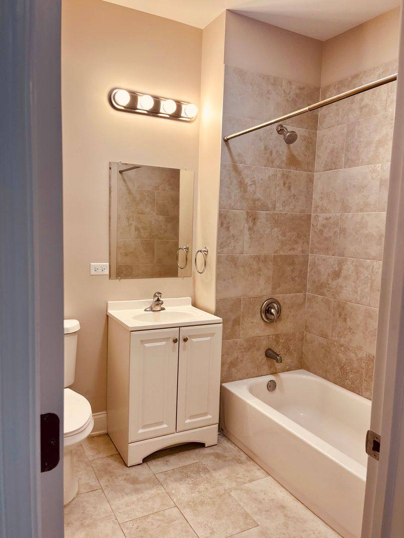 Apartment for rent at 1726 W 19th St, Chicago, IL 60608