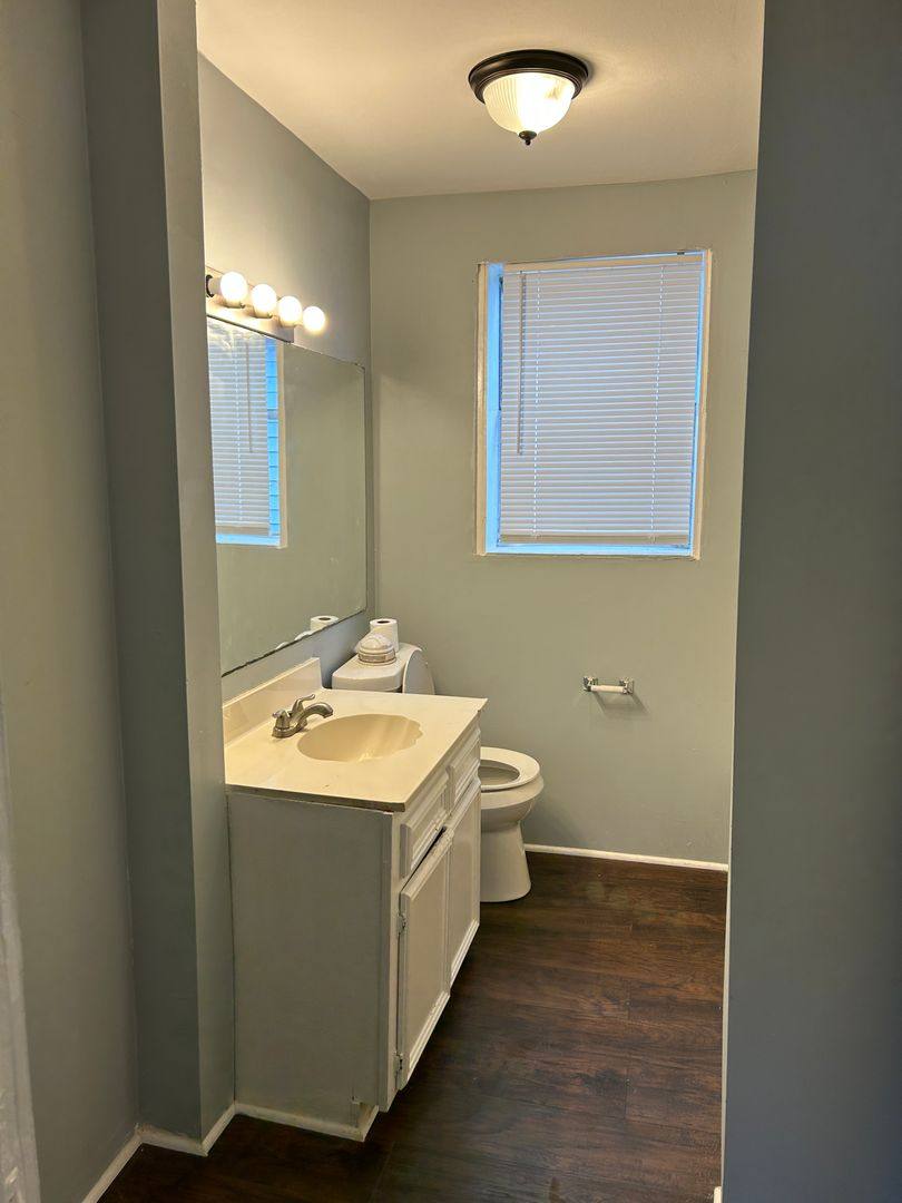 House for rent at 2042 Laurel St, Shreveport, LA 71103