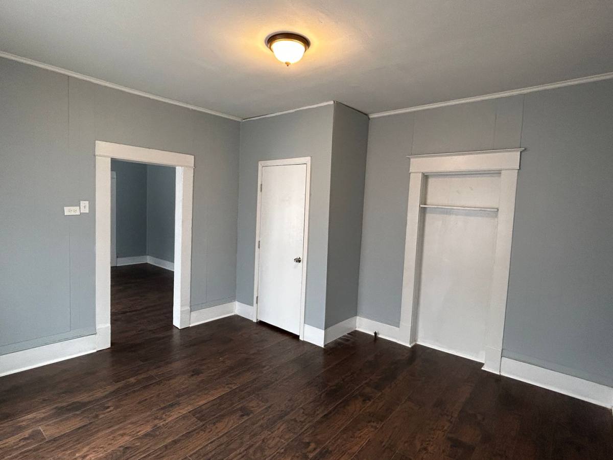 House for rent at 2042 Laurel St, Shreveport, LA 71103