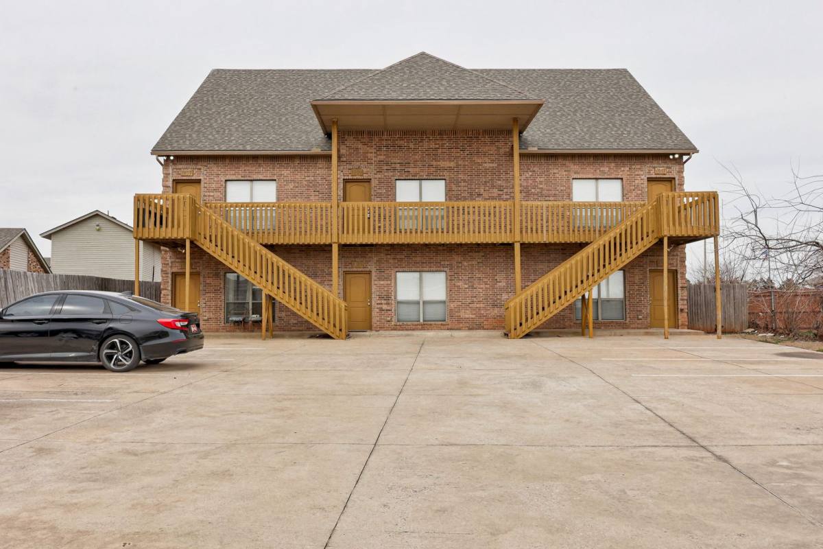 Apartment for rent at 1901 Dover St, Norman, OK 73071
