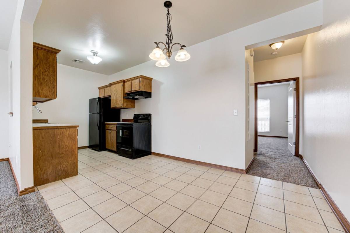 Apartment for rent at 1901 Dover St, Norman, OK 73071