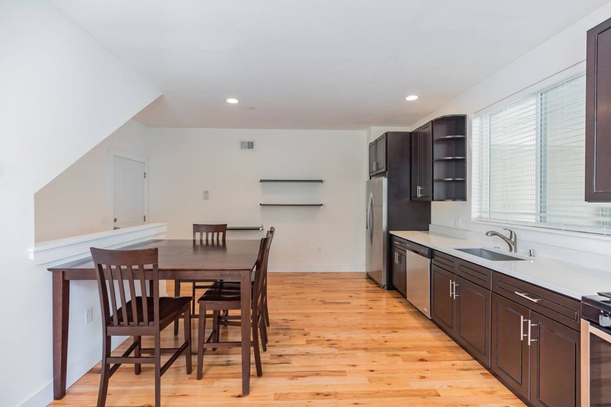 Apartment for rent at 910 N 19th St, Philadelphia, PA 19130