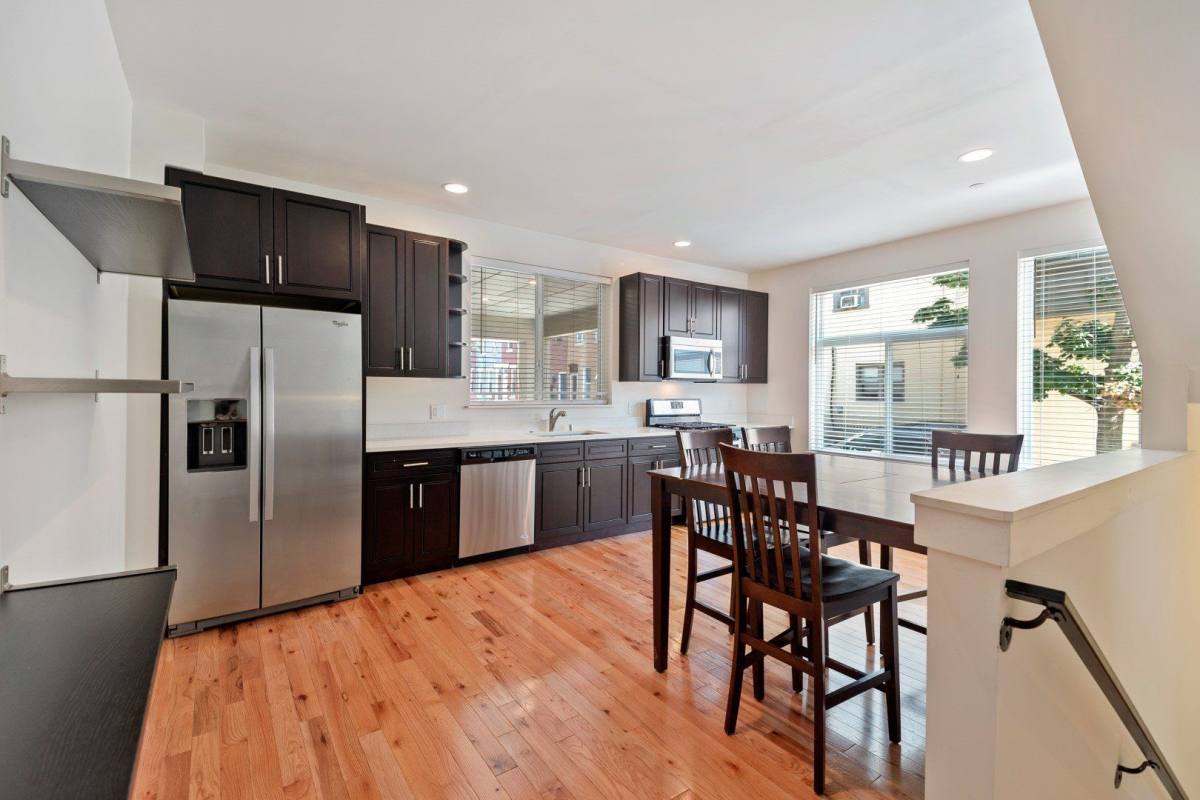 Apartment for rent at 910 N 19th St, Philadelphia, PA 19130