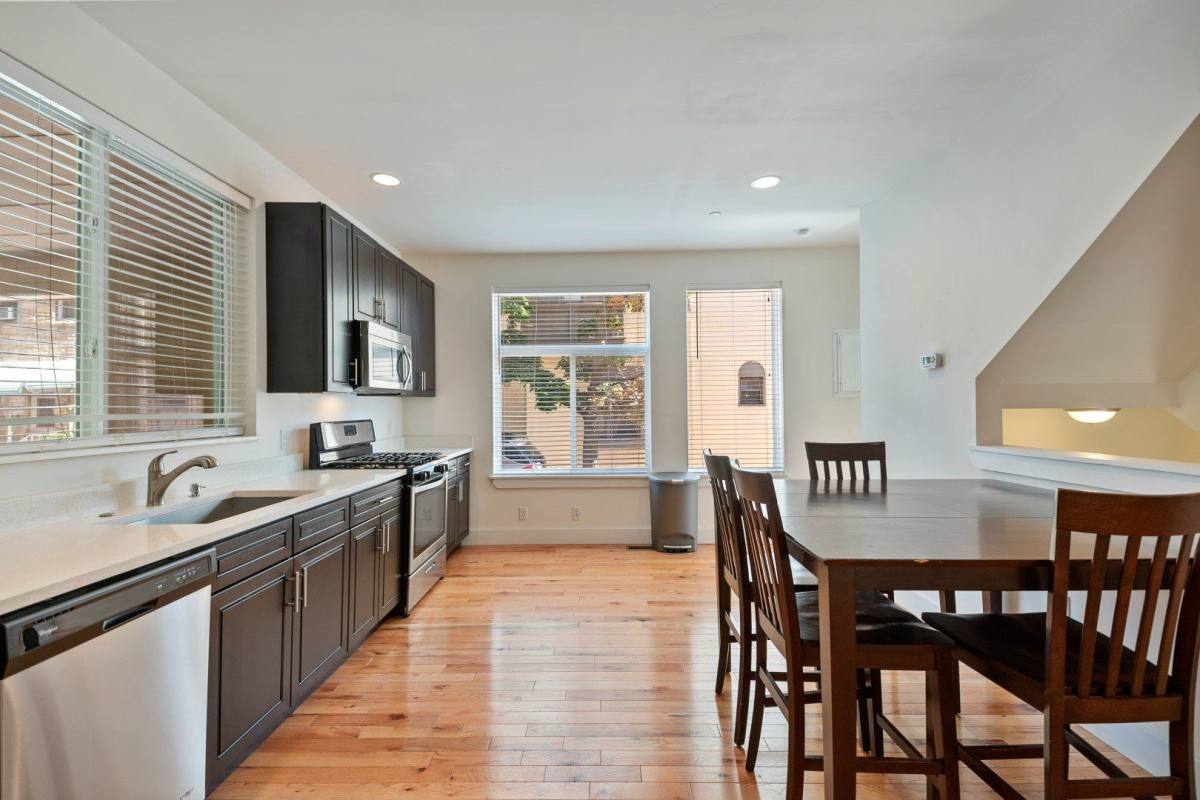 Apartment for rent at 910 N 19th St, Philadelphia, PA 19130