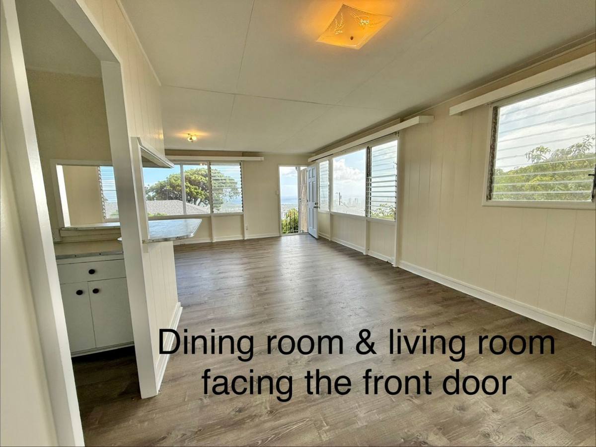 Apartment for rent at 3670 Hilo Place, Honolulu, HI 96816