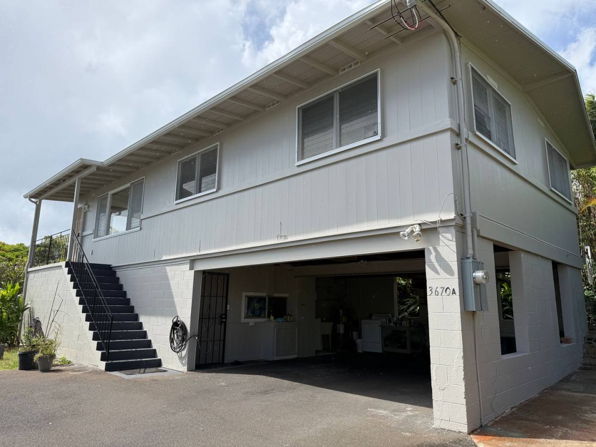 Apartment for rent at 3670 Hilo Place, Honolulu, HI 96816