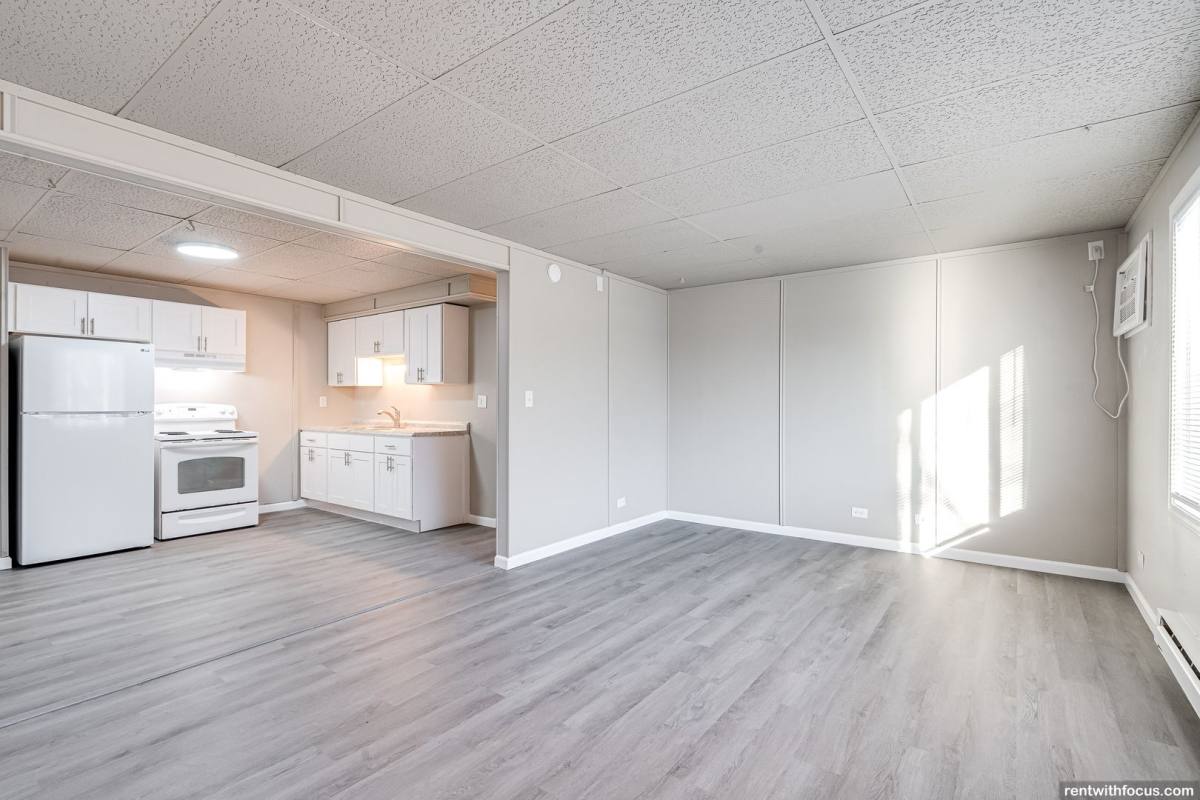 Apartment for rent at 1227 Doctors Dr, Neenah, WI 54956