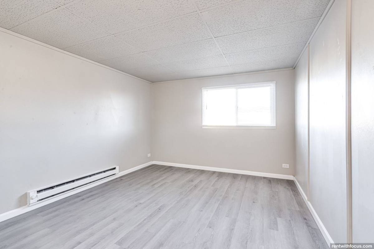 Apartment for rent at 1227 Doctors Dr, Neenah, WI 54956