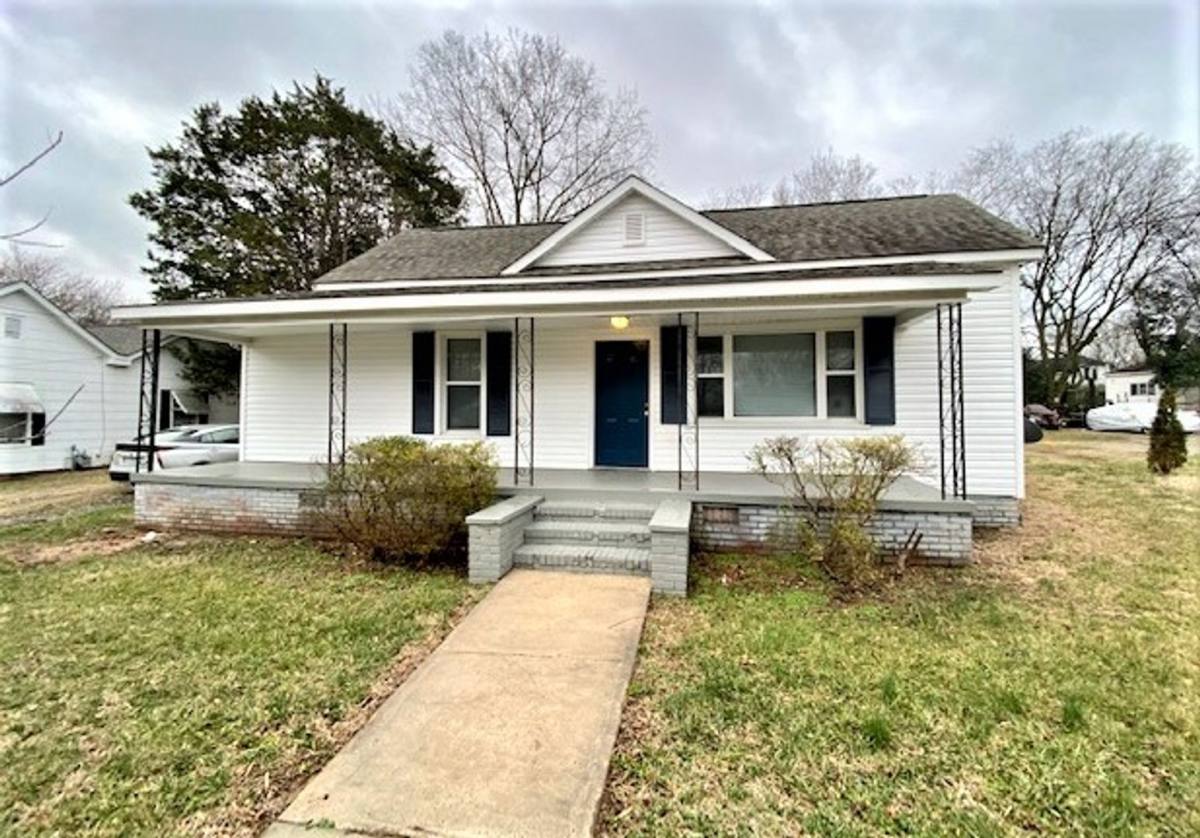 615 Leonard Ave, Kannapolis, NC 28081