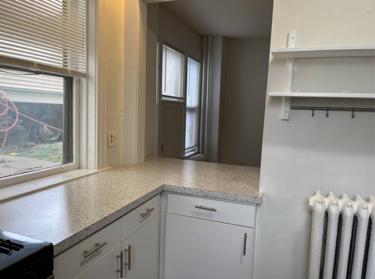 Apartment for rent at 608 Ridgewood Ave, Minneapolis, MN 55403