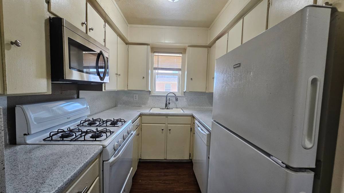 Apartment for rent at 2404 Louise St, Denton, TX 76201