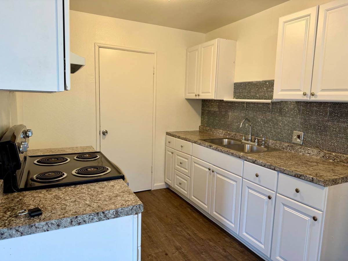 Apartment for rent at 1329 E San Ramon Ave, Fresno, CA 93710