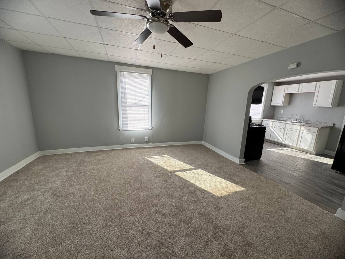 Apartment for rent at 524 Lincoln Court, Davenport, IA 52804