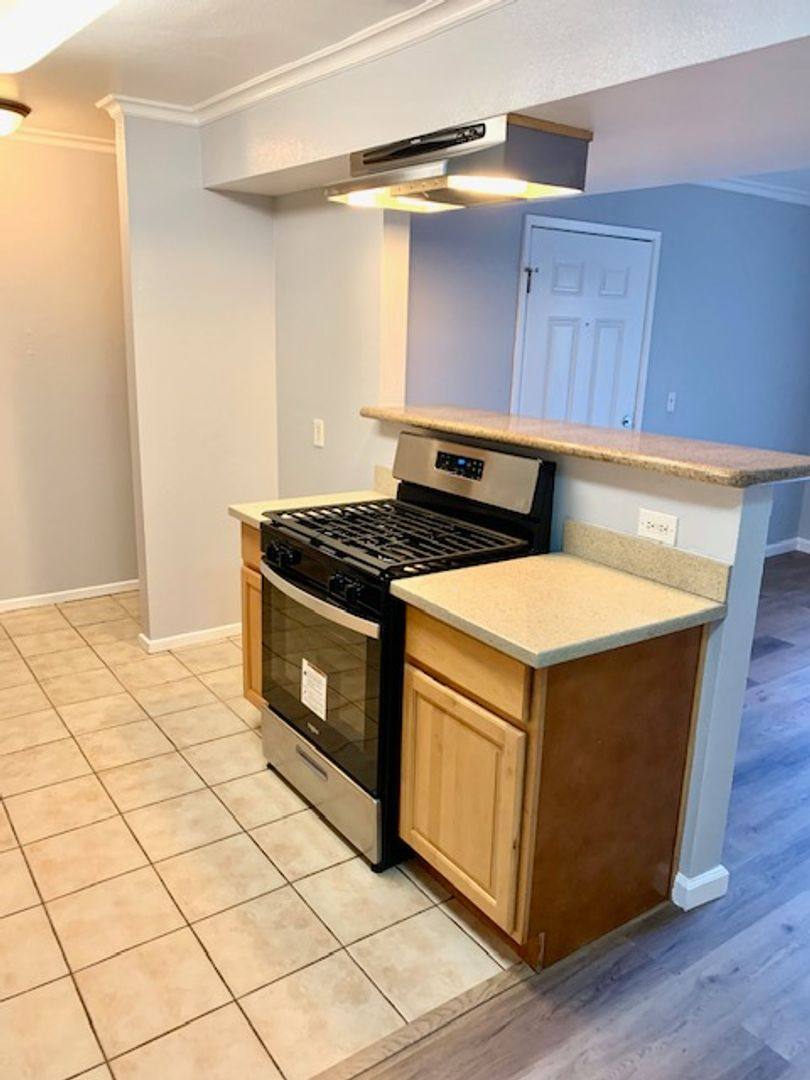 Apartment for rent at 1163 Lakeview Circle, Pittsburg, CA 94565
