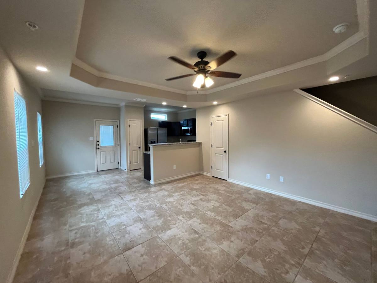 Townhouse for rent at 6306 Luglio Lane, San Antonio, TX 78233