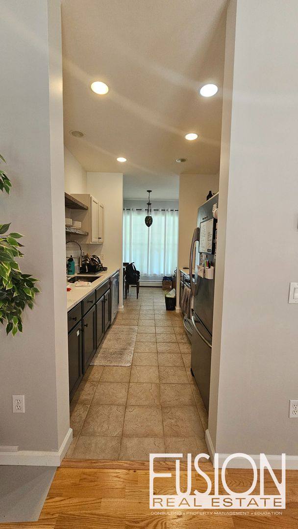 Townhouse for rent at 5 Marion Ave, Essex Junction, VT 05452