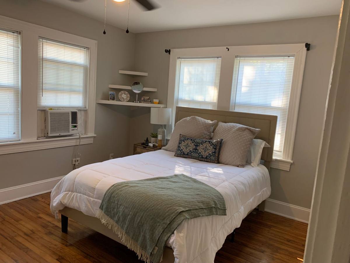 House for rent at 415 Ash St, Greenville, NC 27858