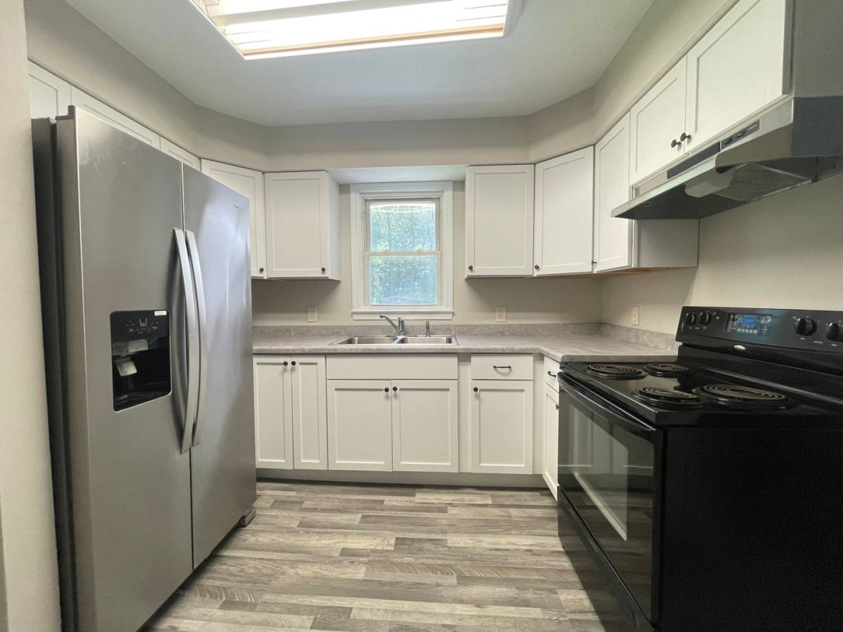 House for rent at 4045 Old Mayfield Rd, Paducah, KY 42003