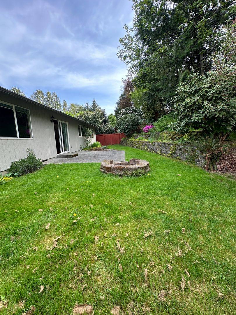 House for rent at 408 Saratoga St, Granite Falls, WA 98252