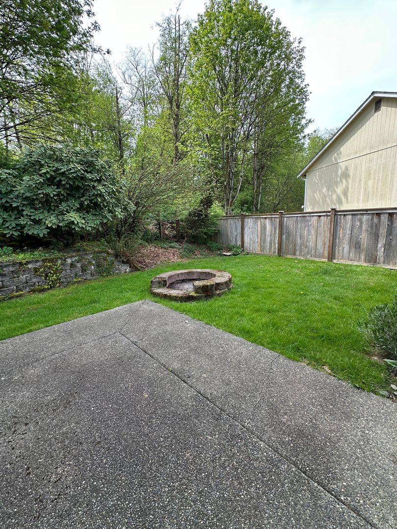 House for rent at 408 Saratoga St, Granite Falls, WA 98252