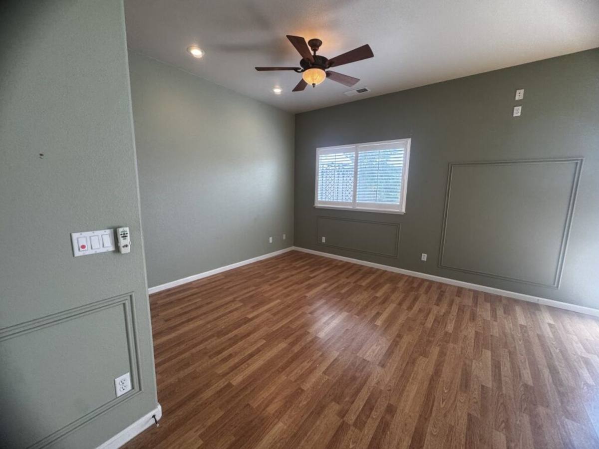 House for rent at 1349 Table Mountain Dr, Oakdale, CA 95361