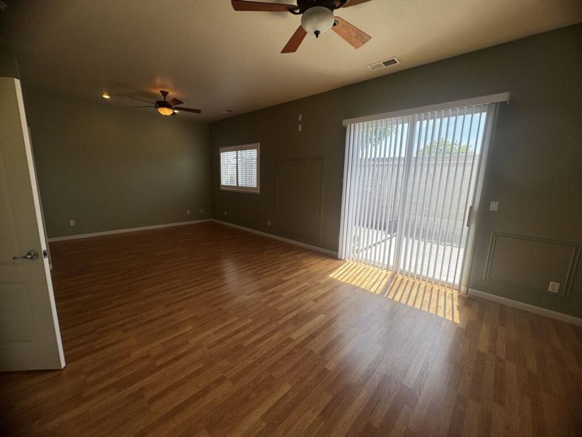 House for rent at 1349 Table Mountain Dr, Oakdale, CA 95361