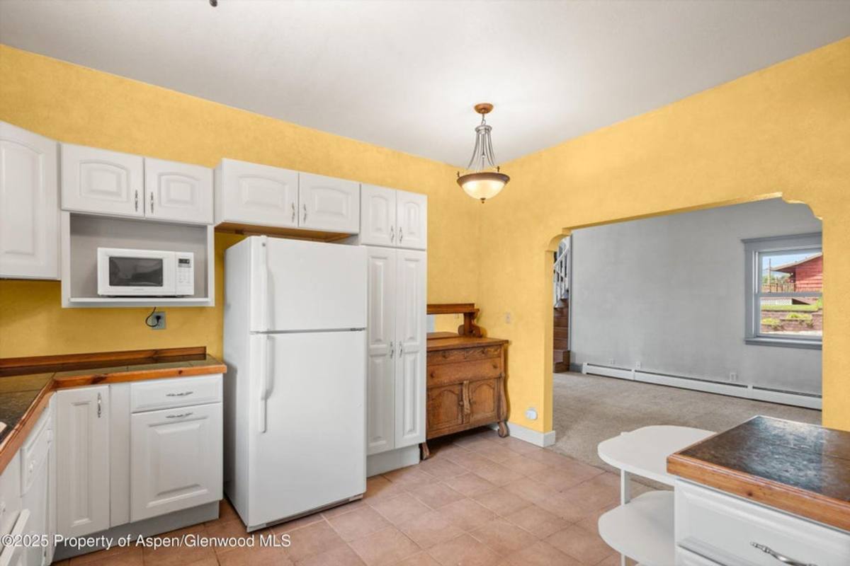 House for rent at 440 Whiteriver Ave, Rifle, CO 81650