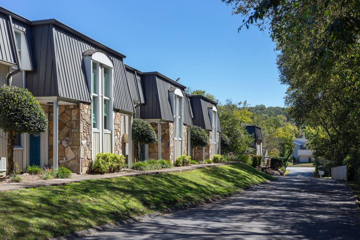 Apartment for rent at 3001 Dayton Blvd, Chattanooga, TN 37415