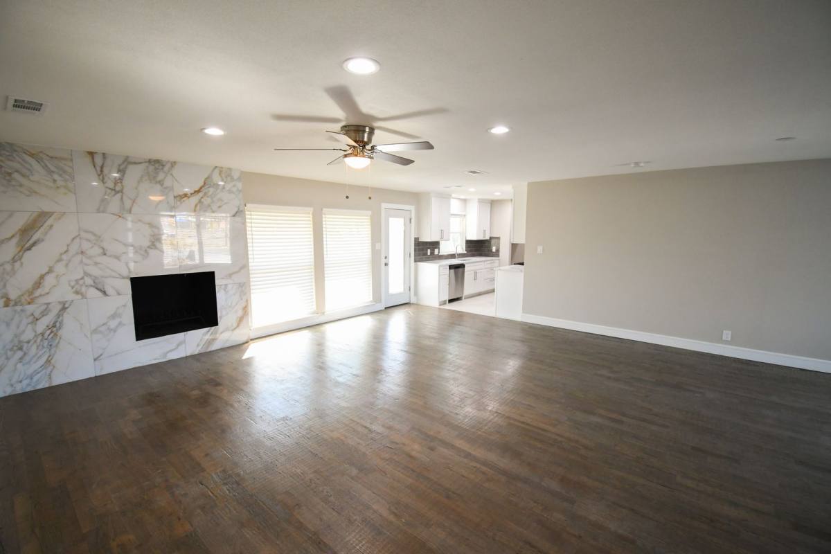 House for rent at 1422 Addington St, Irving, TX 75062