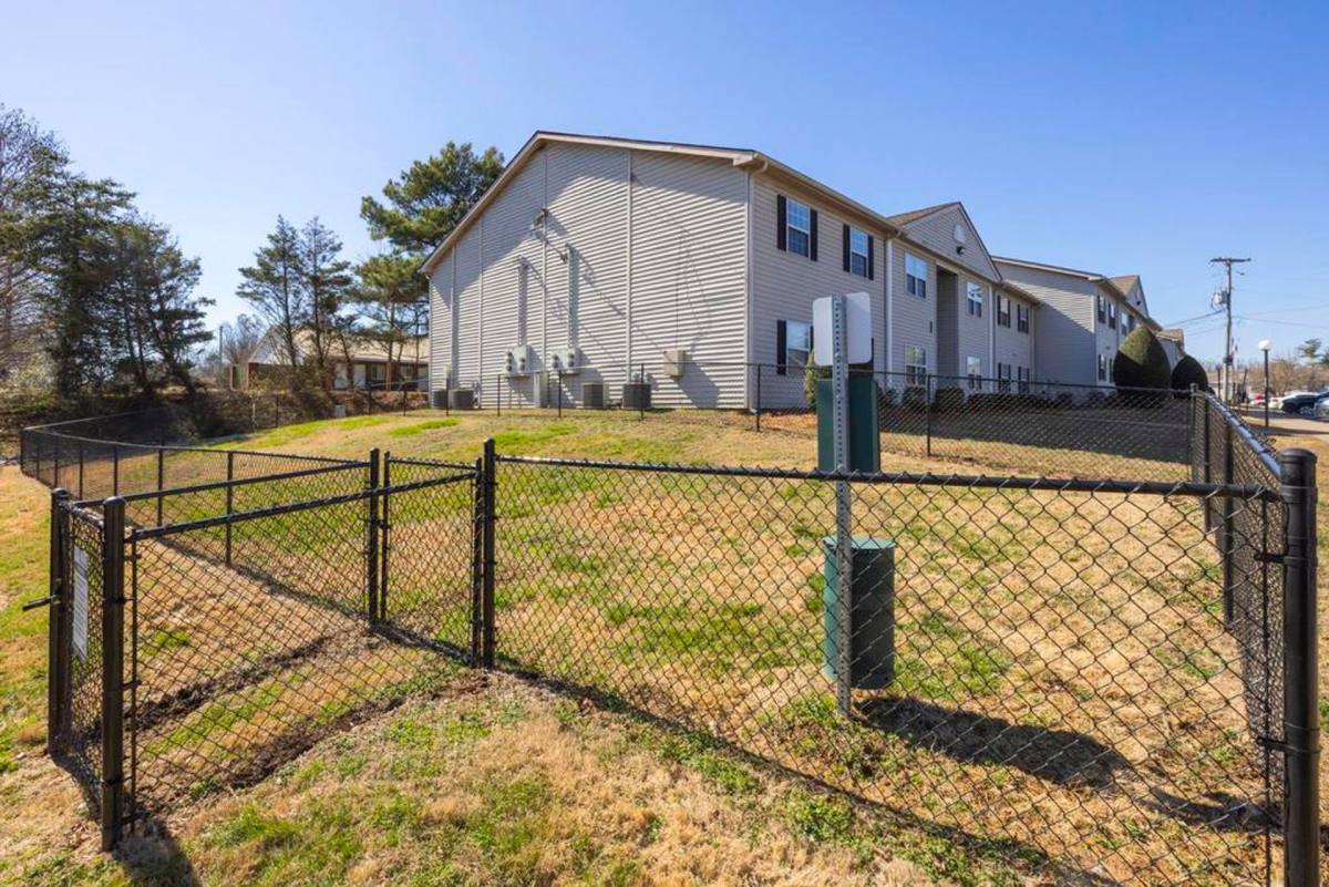 Apartment for rent at 2045 US-41, Greenbrier, TN 37073