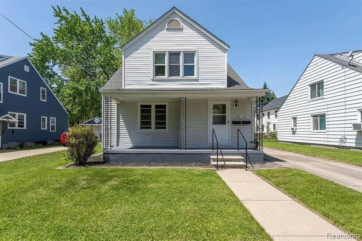 Apartment for rent at 424 4th St, Wyandotte, MI 48192