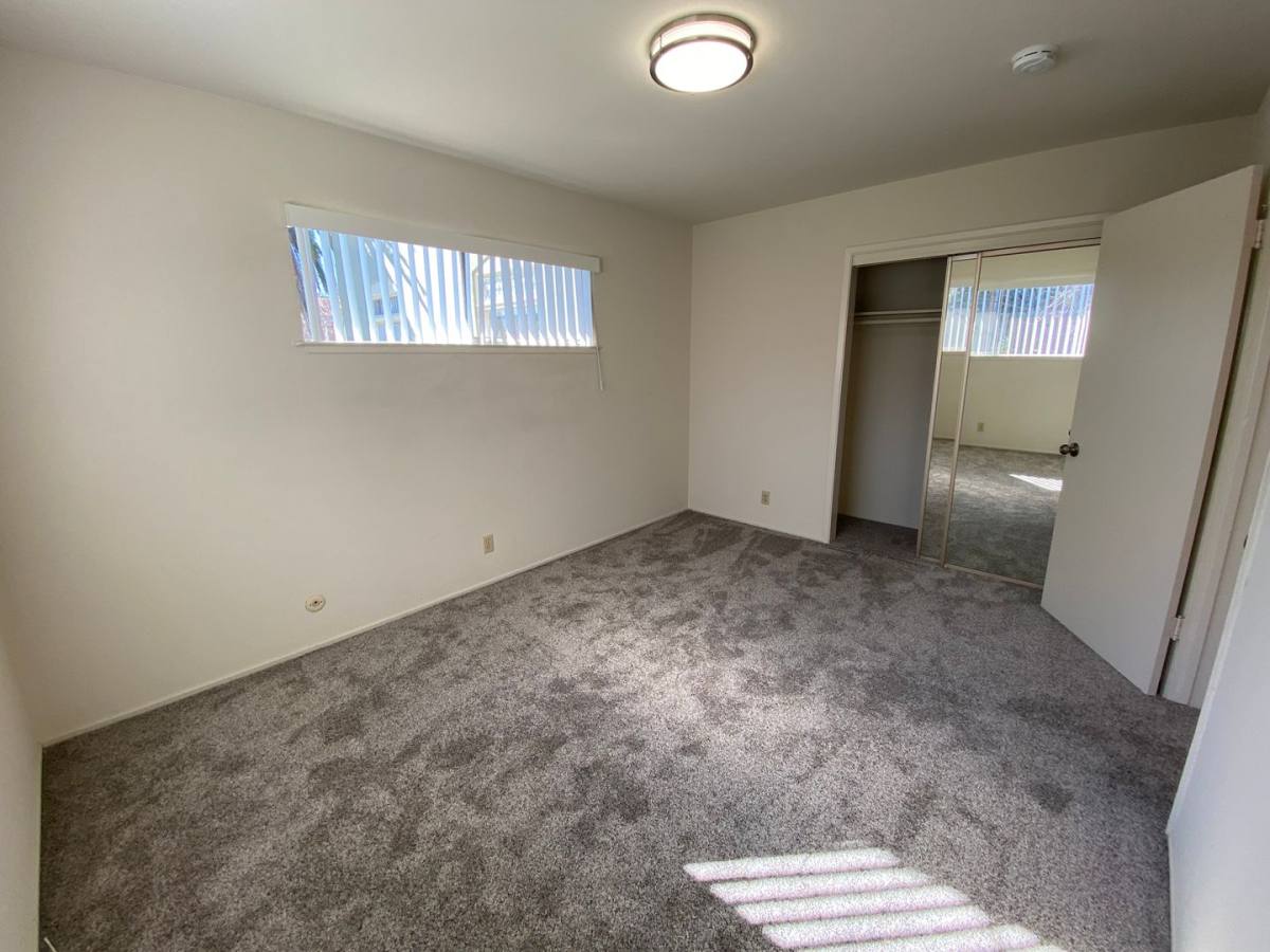 Apartment for rent at 161 E Reed St, San Jose, CA 95112