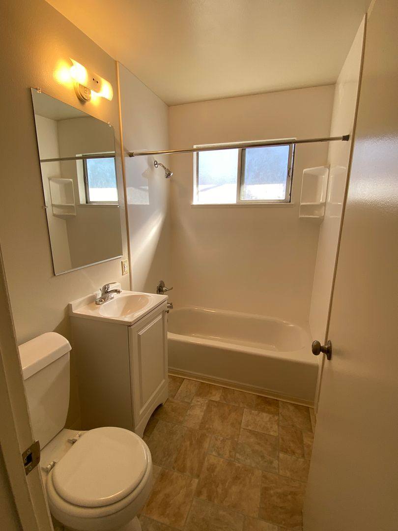 Apartment for rent at 161 E Reed St, San Jose, CA 95112